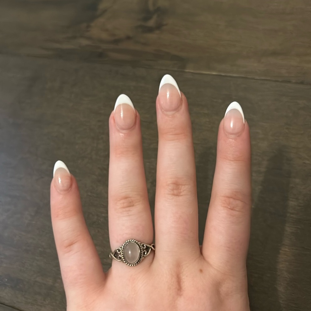 Rose quartz stone set in sterling silver.
